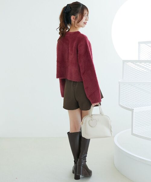 MAJESTIC LEGON(マジェスティックレゴン)の「ポケット付きフェザークルーカーデ(カーディガン/ボレロ・レディース・ボルドー/チャコールグレー/アイボリー/ブラック・MEDIUM)」の16枚目の写真