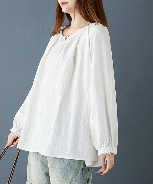 ONEP STAR(ワンピスター)の「ギャザーネックシャーリングブラウス(シャツ/ブラウス・レディース・ライム/ホワイト・MEDIUM/LARGE/X-LARGE)」の9枚目の写真