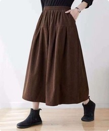 I.O.E（アイオイ）の「HAZELワイドパンツ（チノパンツ）」