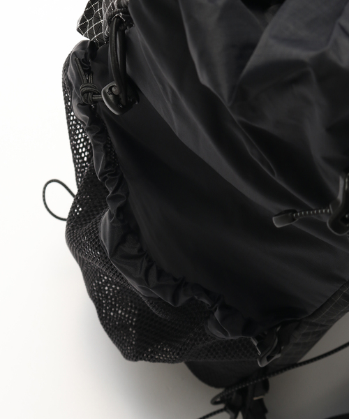 WISM(ウィズム)の「CAYL / ケイル BISEUL - GRID(バックパック/リュック・メンズ・ブラック・FREE)」の8枚目の写真