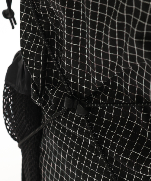 WISM(ウィズム)の「CAYL / ケイル BISEUL - GRID(バックパック/リュック・メンズ・ブラック・FREE)」の9枚目の写真