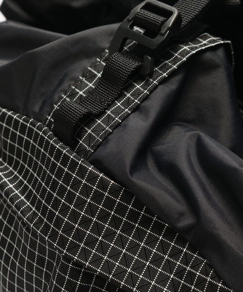 WISM(ウィズム)の「CAYL / ケイル BISEUL - GRID(バックパック/リュック・メンズ・ブラック・FREE)」の12枚目の写真