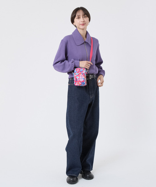 LeSportsac(レスポートサック)の「MINI PHONE BAG ピーナッツプレイタイム(ショルダーバッグ・レディース・ピンク・FREE)」の3枚目の写真