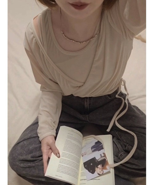 Muscat(マスカット)の「【セットアイテム】ベロア カシュクールトップス / velor cachecoeur tops(Tシャツ/カットソー・レディース・ブラック/ベージュ/ブラウン・F)」の16枚目の写真