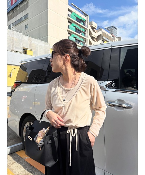 Muscat(マスカット)の「【セットアイテム】ベロア カシュクールトップス / velor cachecoeur tops(Tシャツ/カットソー・レディース・ブラック/ベージュ/ブラウン・F)」の10枚目の写真