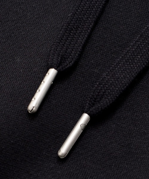 SILVER BULLET(シルバーバレット)の「『CavariA/キャバリア』極太糸クロス刺繍パーカー(パーカー・メンズ・グレー/ブラック・M/L)」の19枚目の写真
