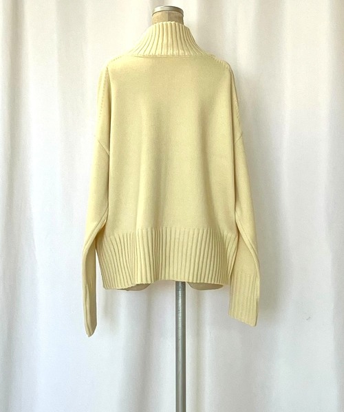 Q（キュー）の「リブハイネックニット（ニット/セーター・レディース・アイボリー/ブルー/ライム・MEDIUM）」の6枚目の写真