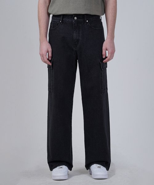 GAKKAI UNIONS(ガッカイユニオンズ)の「ワイドデニムカーゴパンツブラック(デニムパンツ・レディース・その他・SMALL/MEDIUM/LARGE)」の2枚目の写真