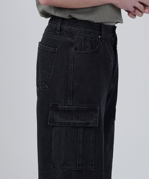 GAKKAI UNIONS(ガッカイユニオンズ)の「ワイドデニムカーゴパンツブラック(デニムパンツ・レディース・その他・SMALL/MEDIUM/LARGE)」の6枚目の写真