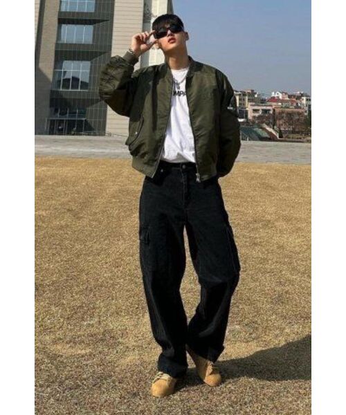 GAKKAI UNIONS(ガッカイユニオンズ)の「ワイドデニムカーゴパンツブラック(デニムパンツ・レディース・その他・SMALL/MEDIUM/LARGE)」の15枚目の写真