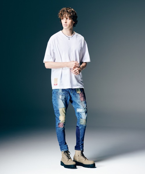 glamb(グラム)の「Loafers Gig T-Shirt / ローファーズギグTシャツ(Tシャツ/カットソー・メンズ・ホワイト/ブラック・S/M/L)」の11枚目の写真