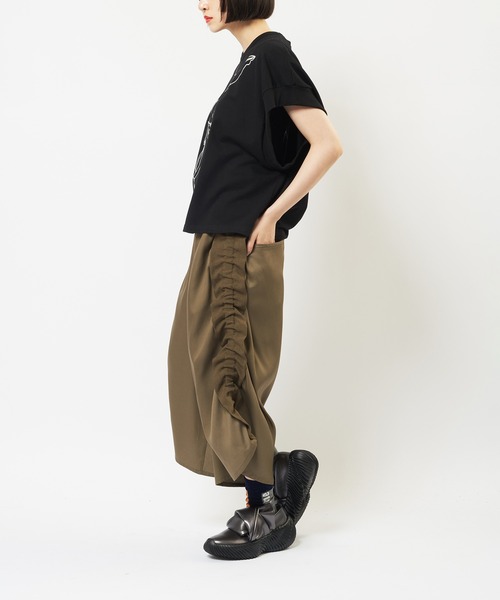 gomme(ゴム)の「ツイルフリルパンツ(その他パンツ・レディース・カーキ/ブラック・MEDIUM)」の6枚目の写真