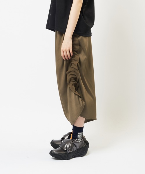 ツイルフリルパンツ（その他パンツ）｜gomme（ゴム）のファッション