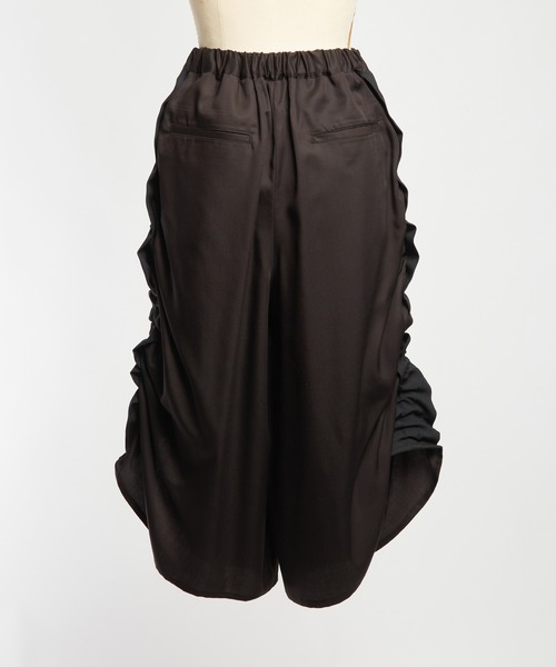 gomme(ゴム)の「ツイルフリルパンツ(その他パンツ・レディース・カーキ/ブラック・MEDIUM)」の22枚目の写真