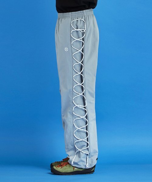 UNALLOYED（アナロイド）の「ストリングナイロンパンツ / グレー（その他パンツ・メンズ・その他・LARGE/MEDIUM）」の3枚目の写真
