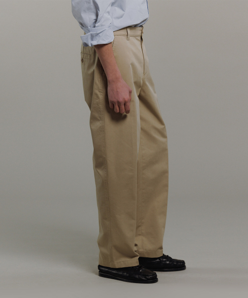 BLANKROOM(ブランクルーム)の「ストレートチノパンツ_カーキ(その他パンツ・メンズ・その他・0/1/2/3)」の6枚目の写真