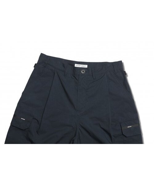 DIAFVINE（ディアフバイン）の「DV22SPT.664 ONE TUCK CARGO W.FIT TROUSERS -Navy-（その他パンツ・メンズ・その他・LARGE/MEDIUM）」の6枚目の写真