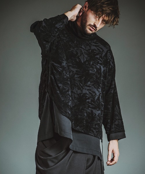 NO ID.（ノーアイディ）の「mlt5525-ﾚｲﾔｰﾄﾞﾀｰﾄﾙﾈｯｸBIG-PO プルオーバー(457006-391T)（その他トップス・メンズ・ホワイト/グレー/ブラック・ONE SIZE）」の2枚目の写真