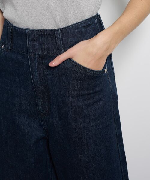 LANVIN en Bleu（ランバンオンブルー）の「デニムワイドパンツ（デニムパンツ・レディース・ブルー/ネイビー・34/36/38/40）」の9枚目の写真