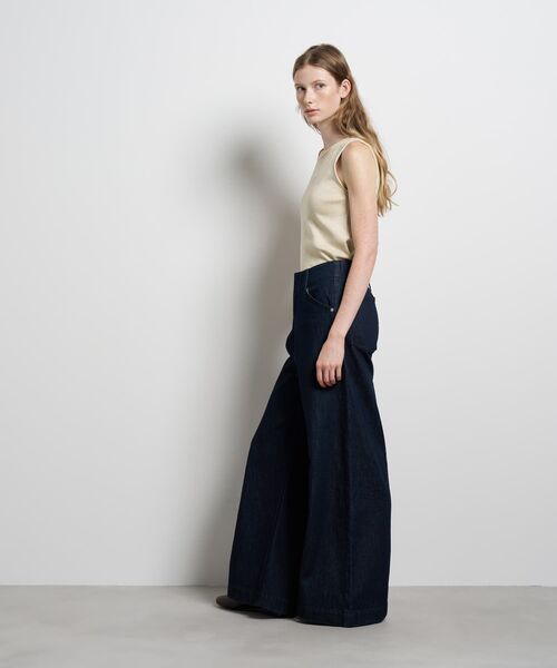 LANVIN en Bleu（ランバンオンブルー）の「デニムワイドパンツ（デニムパンツ・レディース・ブルー/ネイビー・34/36/38/40）」の13枚目の写真