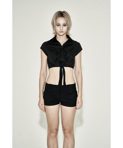 SYNERJYN（シナジン）の「TIE SHIRRING CROP SHIRT BLACK（シャツ/ブラウス・レディース・その他・MEDIUM/SMALL）」の3枚目の写真