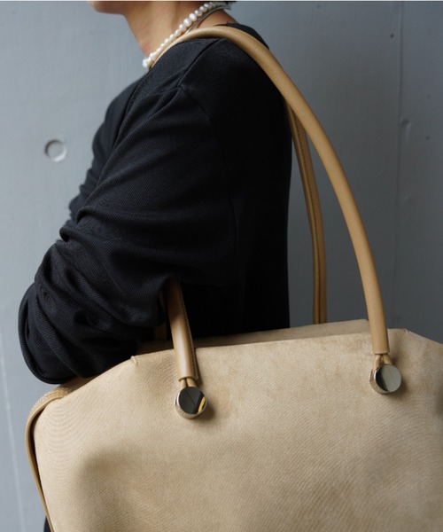 ADD CULUMN(アドカラム)の「ADD CULUMN(アドカラム) TABLET BOSTON SUEDE(ハンドバッグ・レディース・ベージュ・F)」の7枚目の写真