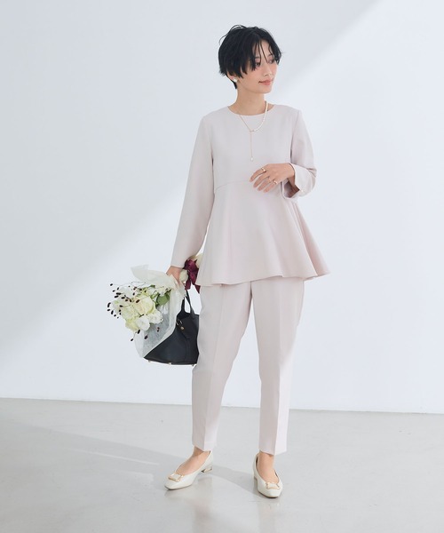 CROSS FUNCTION(クロスファンクション)の「《洗える・シワになりにくい》2点セット 正解 ペプラムブラウス&テーパードパンツ 5サイズ展開【CROSS FUNCTION/クロスファンクション】(スーツセット・レディース・ネイビー/ブラック/ライトベージュ・7号/9号/11号/13号/15号)」の3枚目の写真