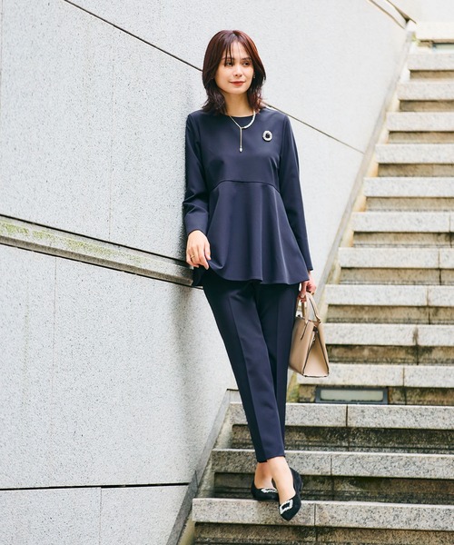 CROSS FUNCTION(クロスファンクション)の「《洗える・シワになりにくい》2点セット 正解 ペプラムブラウス&テーパードパンツ 5サイズ展開【CROSS FUNCTION/クロスファンクション】(スーツセット・レディース・ネイビー/ブラック/ライトベージュ・7号/9号/11号/13号/15号)」の19枚目の写真