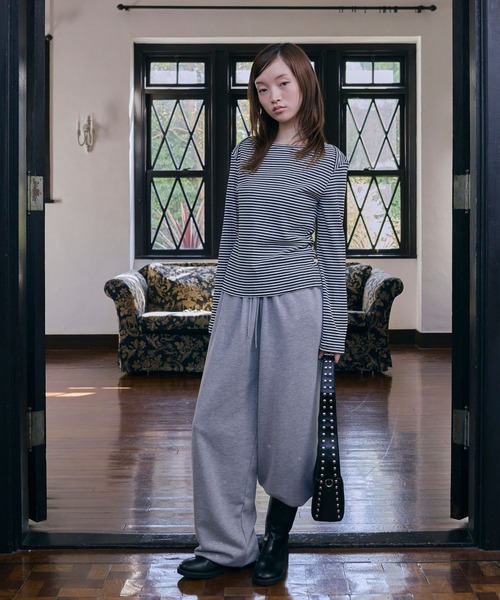 Unblend（アンブレンド）の「【Unblend】ラメ裏毛 ドローコード スウェットパンツ<セットアップ対応>（スウェットパンツ・レディース・ブラック/杢グレー/ブラウン/ネイビー・S/M）」の6枚目の写真