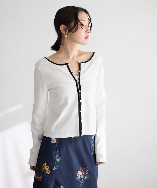 Andemiu（アンデミュウ）の「前後2WAYボタンリブカットソー641145（Tシャツ/カットソー・レディース・ホワイト×ブラック/ブラック×ホワイト/ブラック×ブラック・FREE）」の6枚目の写真