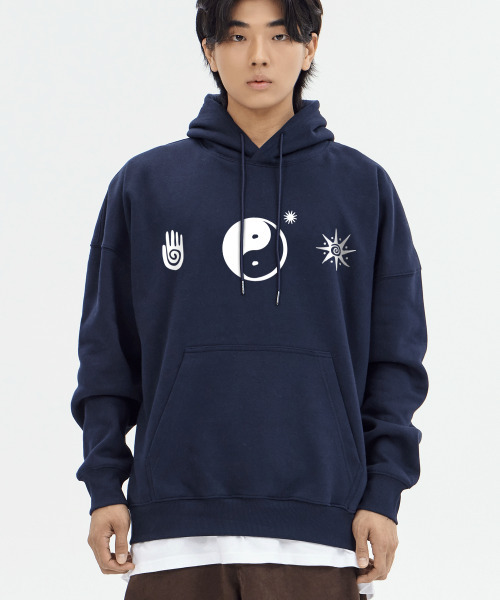BY.L(バイエル)の「陰陽グラフィックフードネイビー(パーカー・メンズ・その他・M/L/XL/XXL)」の3枚目の写真
