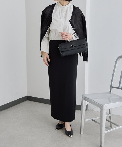 ear PAPILLONNER(イアパピヨネ)の「《本革/軽量440g》ベルトフラップショルダーバッグ(ショルダーバッグ・レディース・ブラック/ベージュ・FREE)」の3枚目の写真