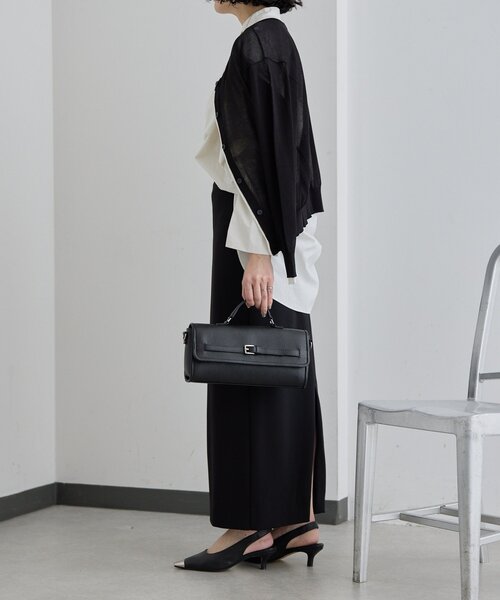 ear PAPILLONNER(イアパピヨネ)の「《本革/軽量440g》ベルトフラップショルダーバッグ(ショルダーバッグ・レディース・ブラック/ベージュ・FREE)」の19枚目の写真