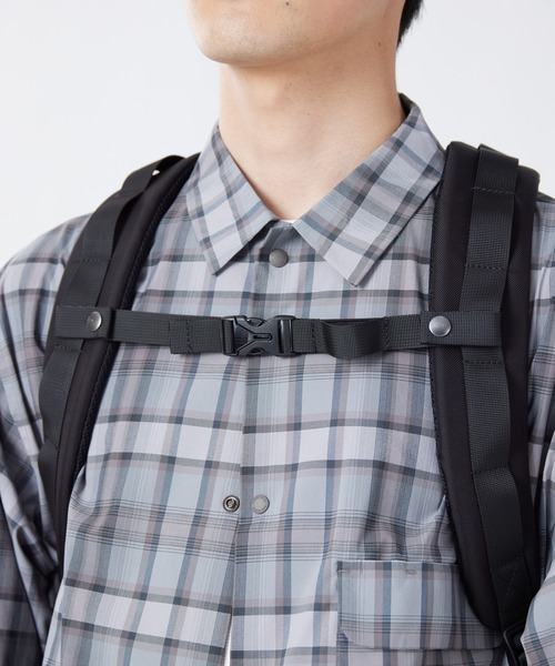 Snow Peak（スノーピーク）の「Snow Peak / Recycled Cordura Backpack リサイクルコーデュラバックパック（バックパック/リュック・メンズ・ブラック/ブラウン・ONE SIZE）」の9枚目の写真