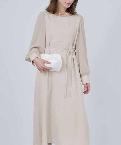 COHINA(コヒナ)の「トリアセジョーゼットシームデザインワンピース-short & regular 【低身長・小柄女性】(ワンピース・レディース・ネイビー/ベージュ/ブラック・REGULAR/SHORT)」の1枚目の写真