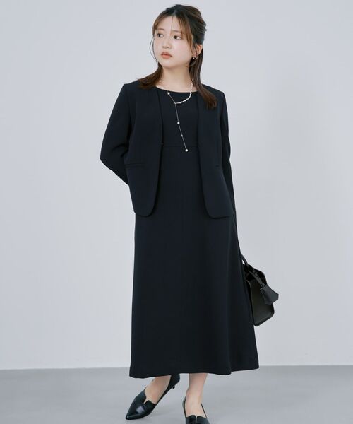 COHINA(コヒナ)の「トリアセジョーゼットシームデザインワンピース-short & regular 【低身長・小柄女性】(ワンピース・レディース・ネイビー/ベージュ/ブラック・REGULAR/SHORT)」の14枚目の写真