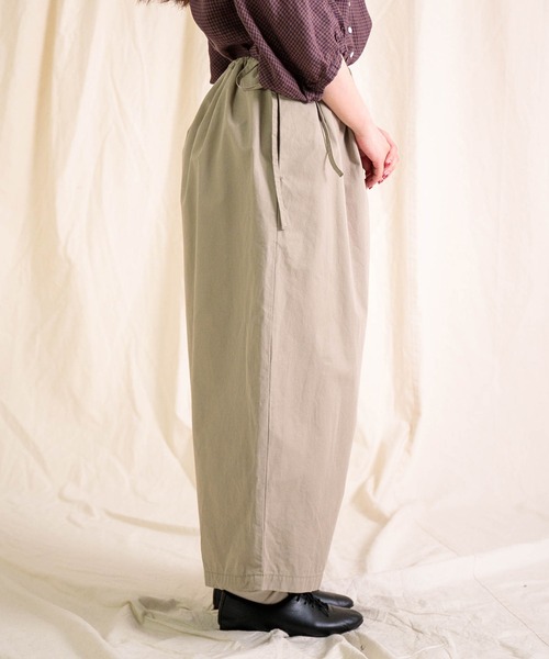 Brocante（ブロカント）の「[Brocante / ブロカント] 綿麻ウェザー コルドンパンツ（その他パンツ・レディース・ベージュ/ブラック/アイボリー・2）」の19枚目の写真