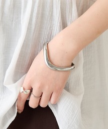 PAPILLONNER | PAPILLONNER/ニュアンスカーブラインブレスレット(バングル/リストバンド)