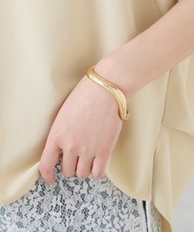 PAPILLONNER（パピヨネ）の「PAPILLONNER/ニュアンスカーブラインブレスレット（バングル/リストバンド）」