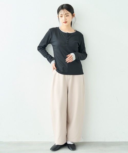 mil(ミル)の「配色カラー レイヤード風 ヘンリーネック ロンT【586127】(Tシャツ/カットソー・レディース・オフホワイト/グレー/ブラック・XS/S)」の8枚目の写真