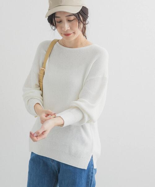 URBAN RESEARCH DOORS（アーバンリサーチドアーズ）の「畦ボートネックKNIT（ニット/セーター・レディース・ベージュ/ネイビー/オフホワイト・FREE）」の2枚目の写真