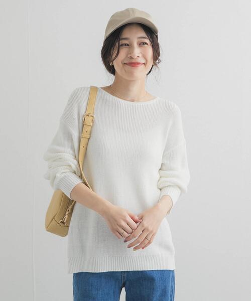 URBAN RESEARCH DOORS（アーバンリサーチドアーズ）の「畦ボートネックKNIT（ニット/セーター・レディース・ベージュ/ネイビー/オフホワイト・FREE）」の4枚目の写真