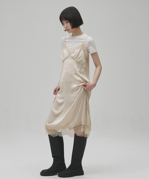 TODAYFUL(トゥデイフル)の「Satin Lace Dress(ドレス・レディース・ミント/ブラック/アイボリー・38inch/36inch)」の14枚目の写真