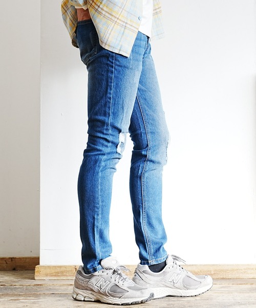 En serio TOKYO(エンソリオトーキョー)の「ダメージ加工 ストレッチデニムパンツ(デニムパンツ・メンズ・ブルー/ブラック/インディゴブルー・LARGE/X-LARGE/MEDIUM)」の7枚目の写真