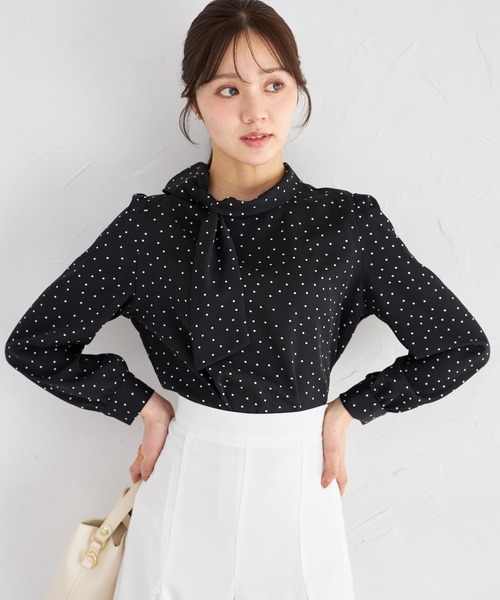 tocco closet(トッコ クローゼット)の「【ZOZO限定】サイドリボンアソートブラウス(シャツ/ブラウス・レディース・ネイビー/ブラック×ホワイト/オフホワイト/ホワイト×ブラック・M)」の4枚目の写真