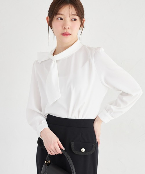 tocco closet(トッコ クローゼット)の「【ZOZO限定】サイドリボンアソートブラウス(シャツ/ブラウス・レディース・ネイビー/ブラック×ホワイト/オフホワイト/ホワイト×ブラック・M)」の2枚目の写真