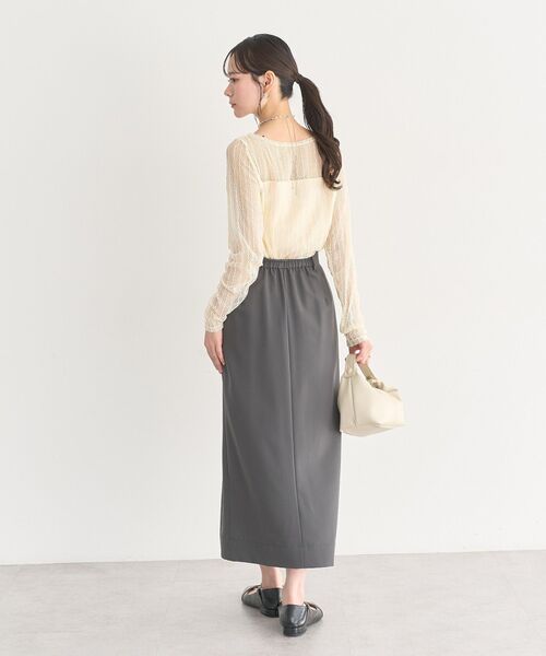 earth music&ecology(アースミュージックアンドエコロジー)の「レースドッキングボートネックプルオーバー(Tシャツ/カットソー・レディース・ブラック/ホワイト系その他2/オフホワイト・FREE)」の10枚目の写真