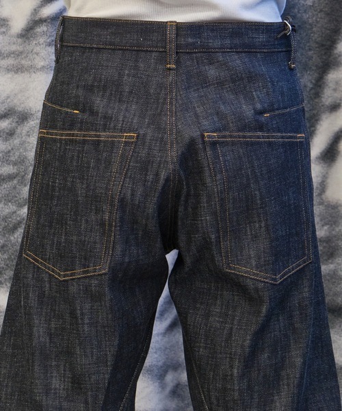 NVRFRGT（ネヴァーフォーゲット）の「【NVRFRGT】3D TWISTED WIDE LEG JEANS（デニムパンツ・メンズ・インディゴブルー・2/1/3）」の9枚目の写真