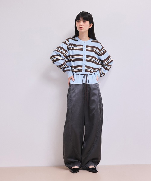 ADAM ET ROPE'(アダムエロペ)の「【WEB限定】バイカラーカーディガン/接触冷感(カーディガン/ボレロ・レディース・サックスブルー/ブラウン系その他2/ブルー系その他・FREE)」の5枚目の写真
