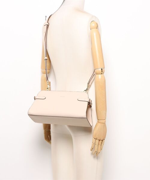 Scrap Book（スクラップブック）の「【LORISTELLA】スクエアハンドルバッグ（ショルダーバッグ・レディース・ベージュ/グリーン・FREE）」の7枚目の写真